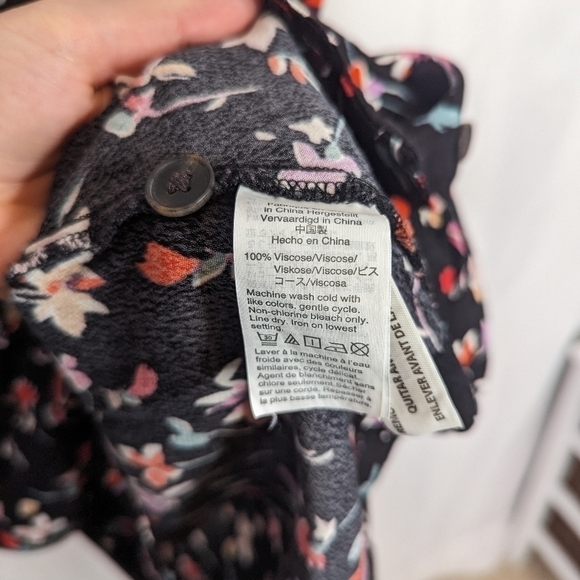 Madewell Dainty Floral Button Front V-Neck Mini Dress - Picture 6 of 8